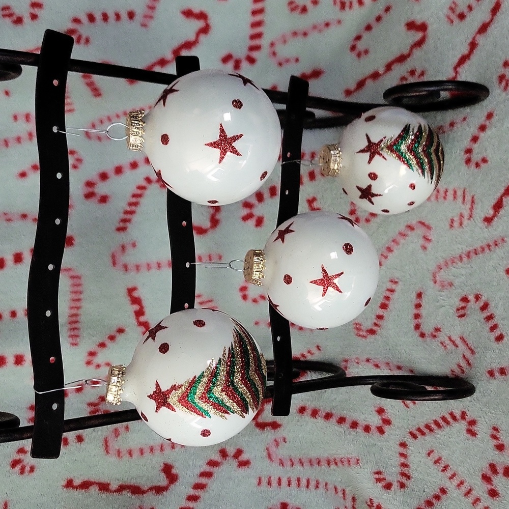 Holiday Time 4 Glass Christmas 🎄 Ornaments